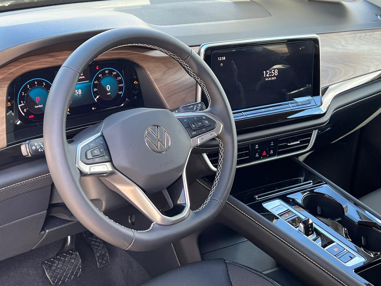 2026 Volkswagen Atlas 2.0T SE w/Technology Hagerstown MD