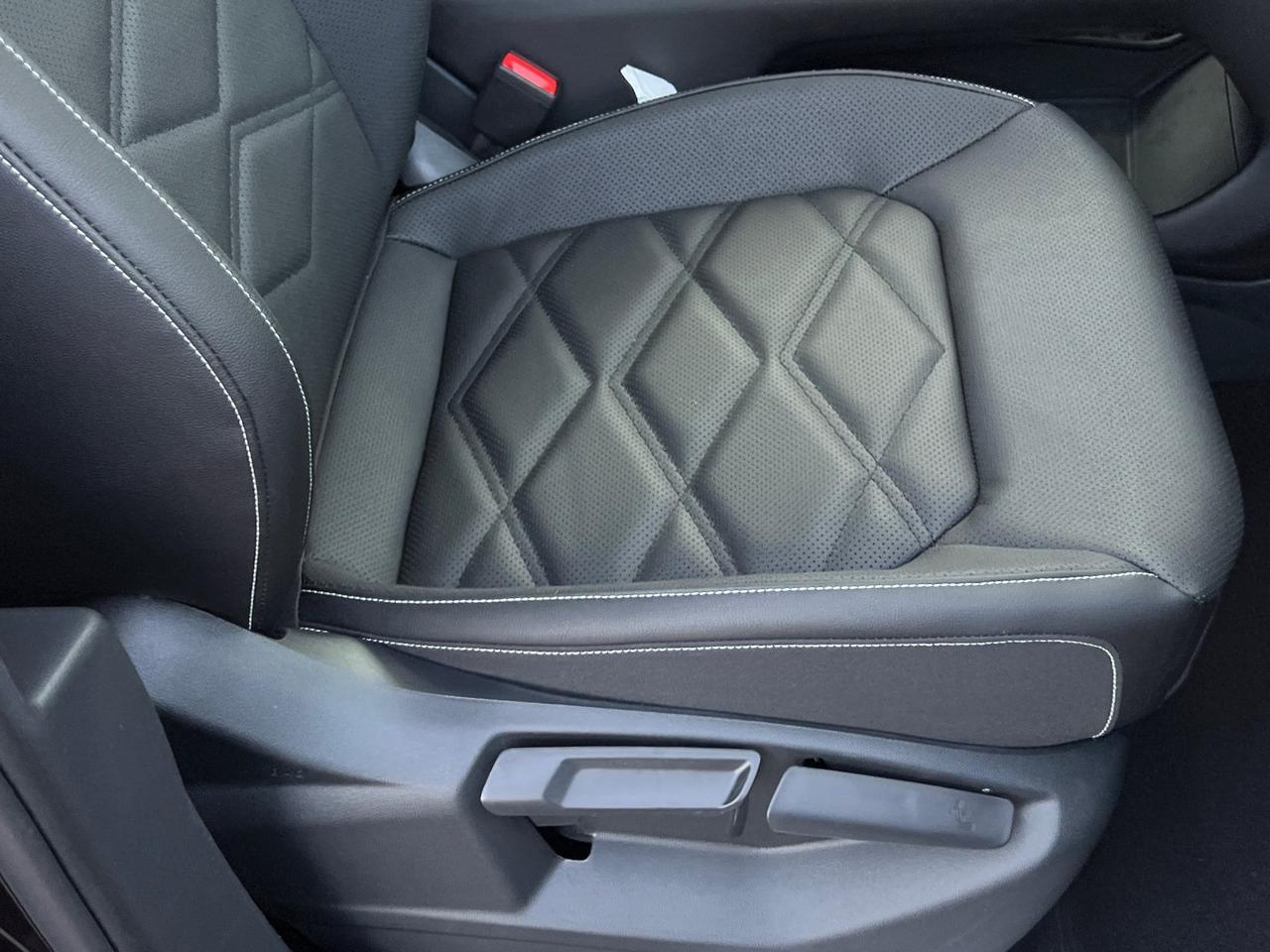 2026 Volkswagen Atlas 2.0T SE w/Technology Hagerstown MD