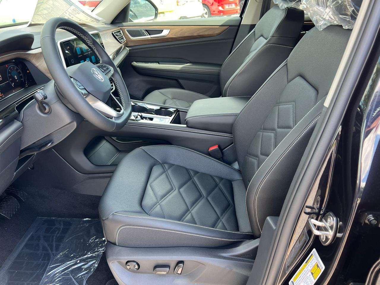 2026 Volkswagen Atlas 2.0T SE w/Technology Hagerstown MD