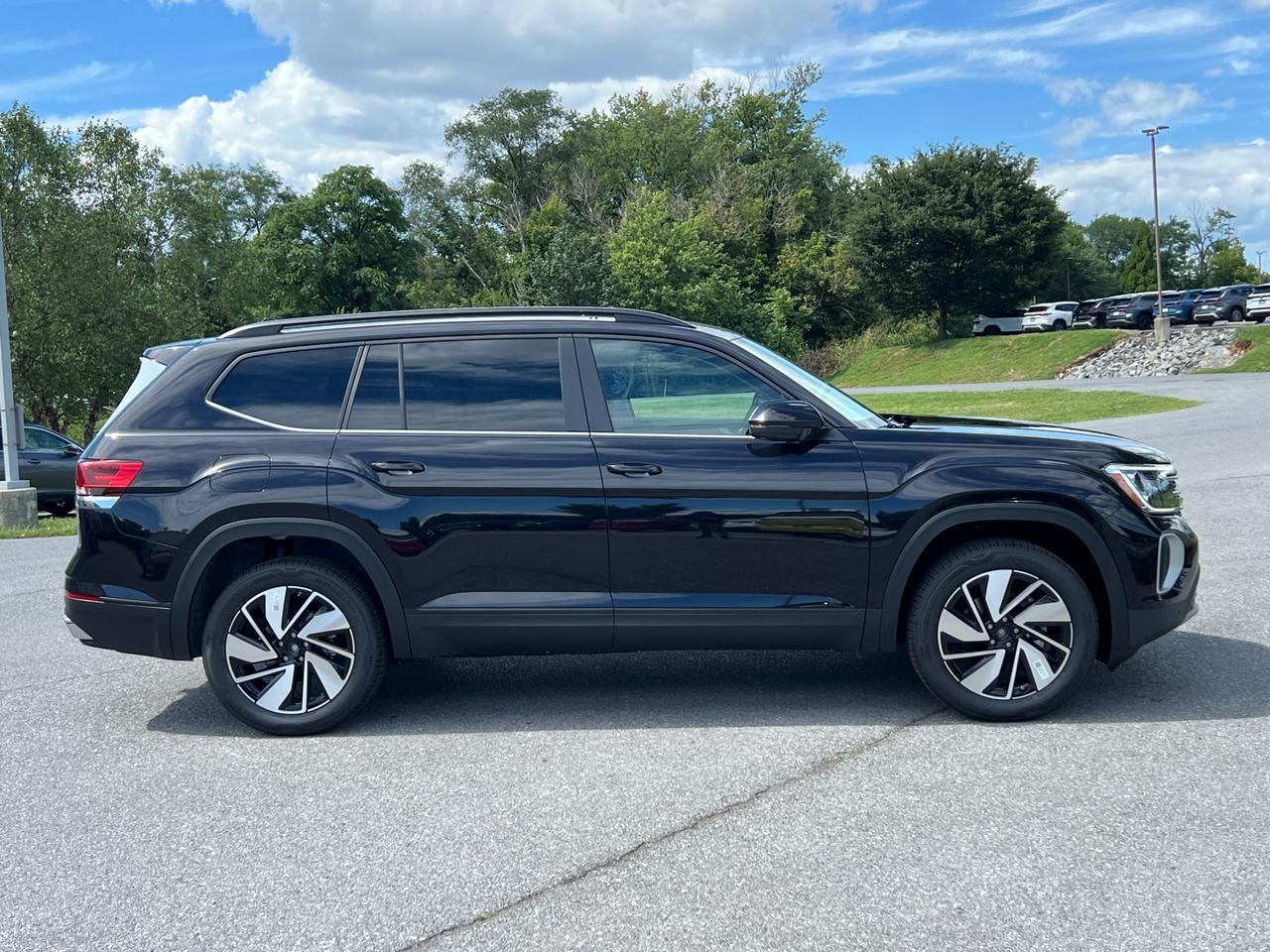 2026 Volkswagen Atlas 2.0T SE w/Technology Hagerstown MD