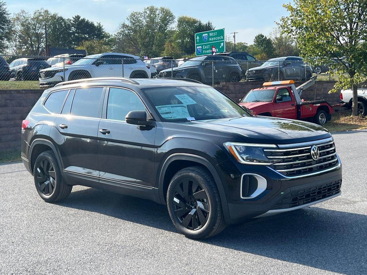 2026 Volkswagen Atlas 2.0T SE w/Technology