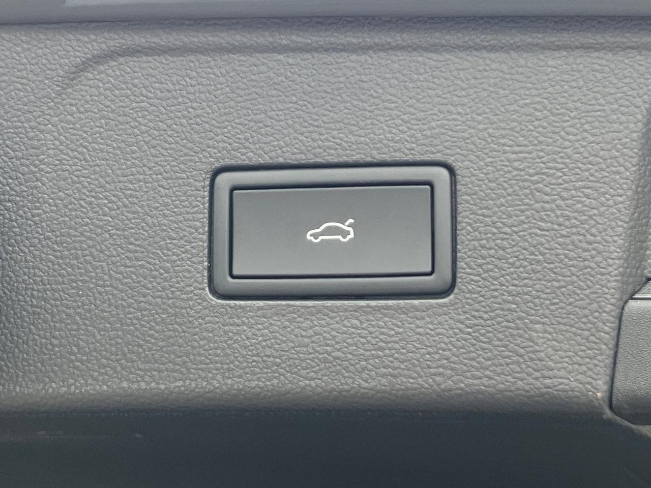 2026 Volkswagen Atlas 2.0T SE w/Technology Hagerstown MD