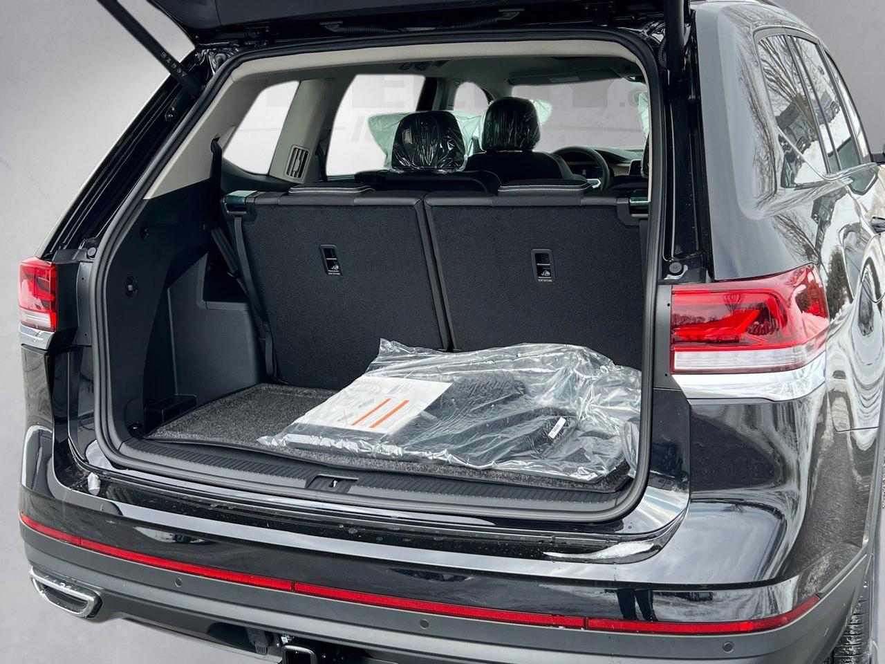 2026 Volkswagen Atlas 2.0T SE w/Technology Hagerstown MD