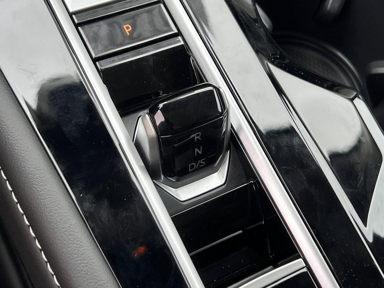 2026 Volkswagen Atlas 2.0T SE w/Technology Hagerstown MD