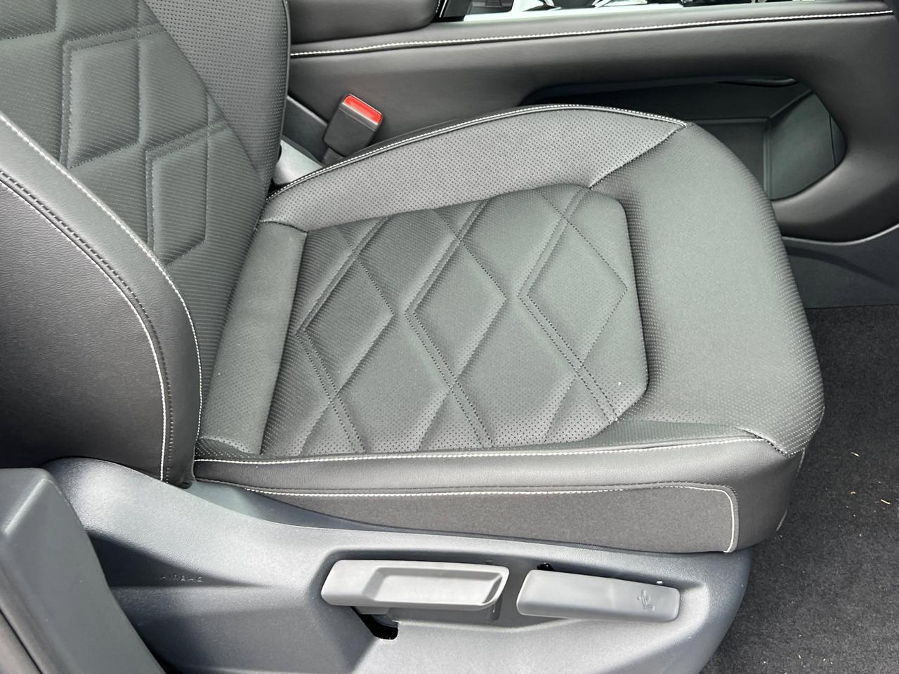 2026 Volkswagen Atlas 2.0T SE w/Technology Hagerstown MD