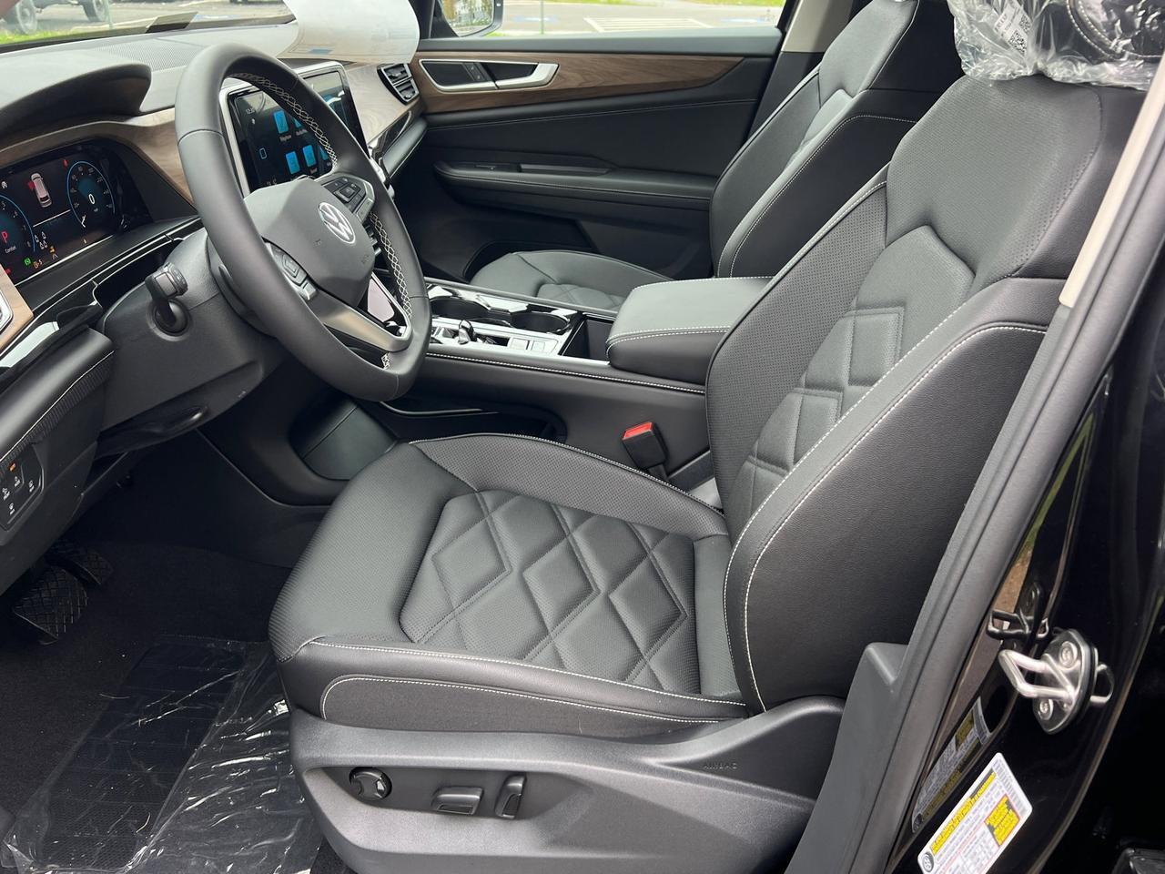 2026 Volkswagen Atlas 2.0T SE w/Technology Hagerstown MD