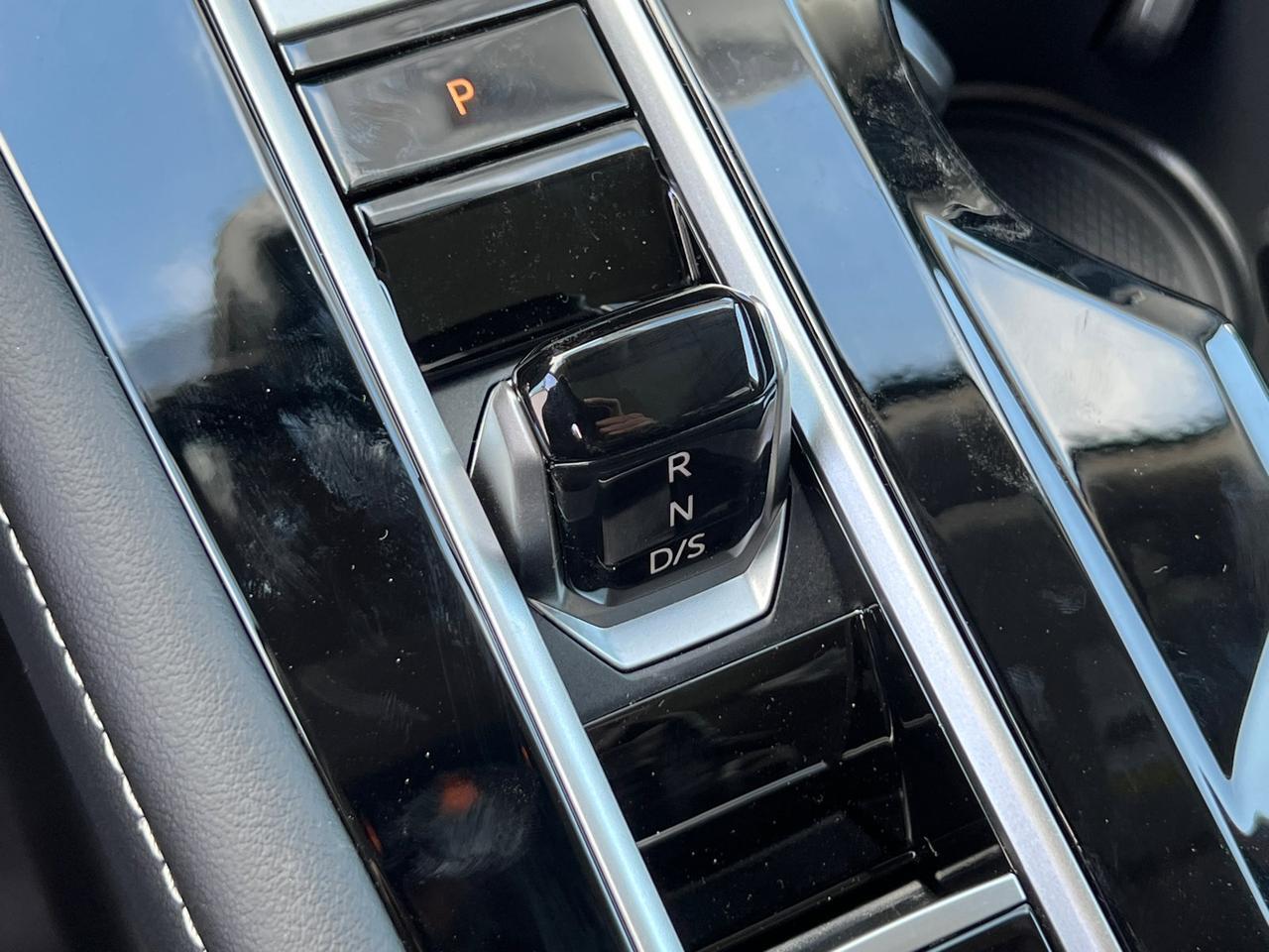 2026 Volkswagen Atlas 2.0T SE w/Technology Hagerstown MD