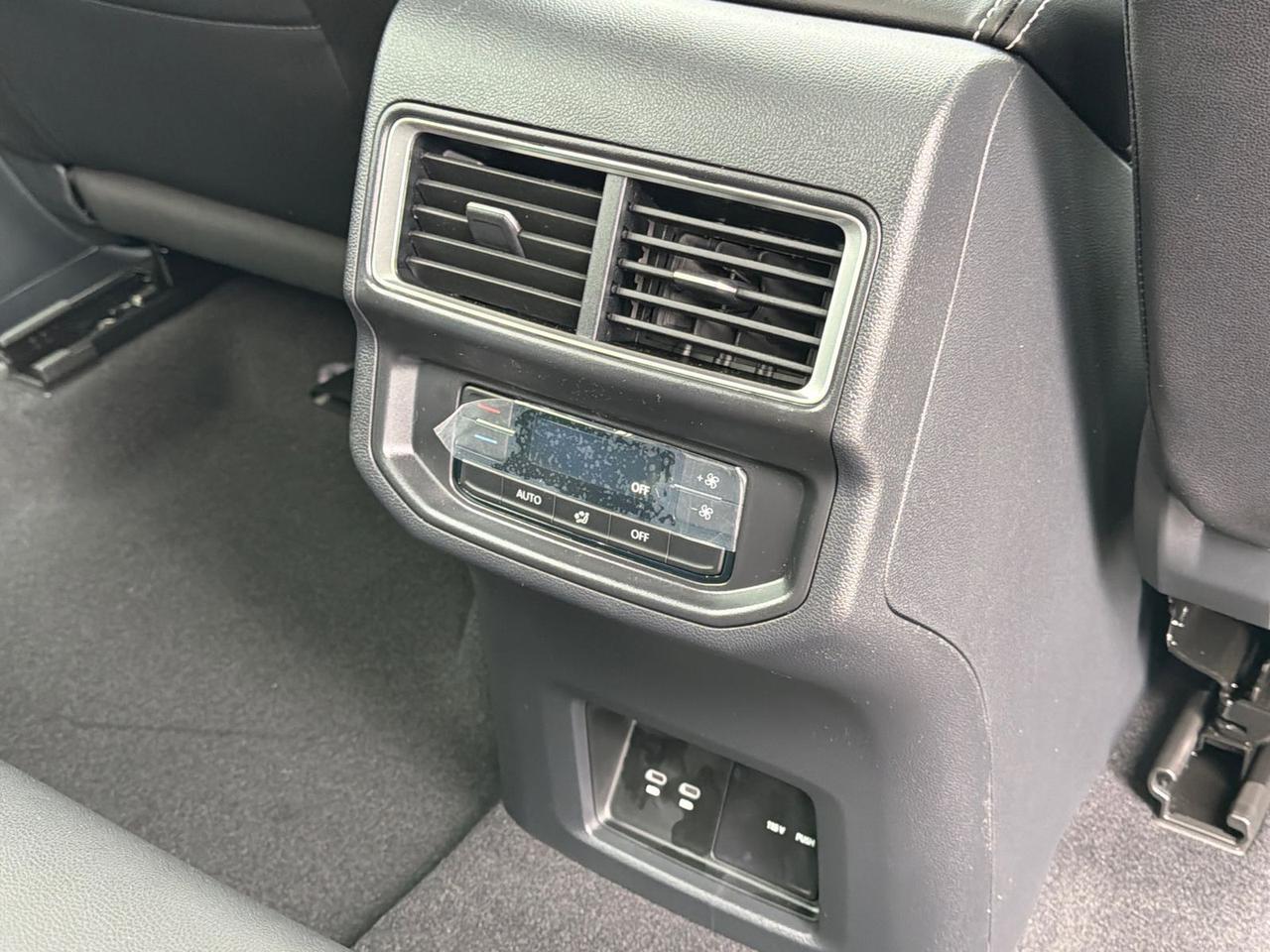 2026 Volkswagen Atlas 2.0T SE w/Technology Hagerstown MD