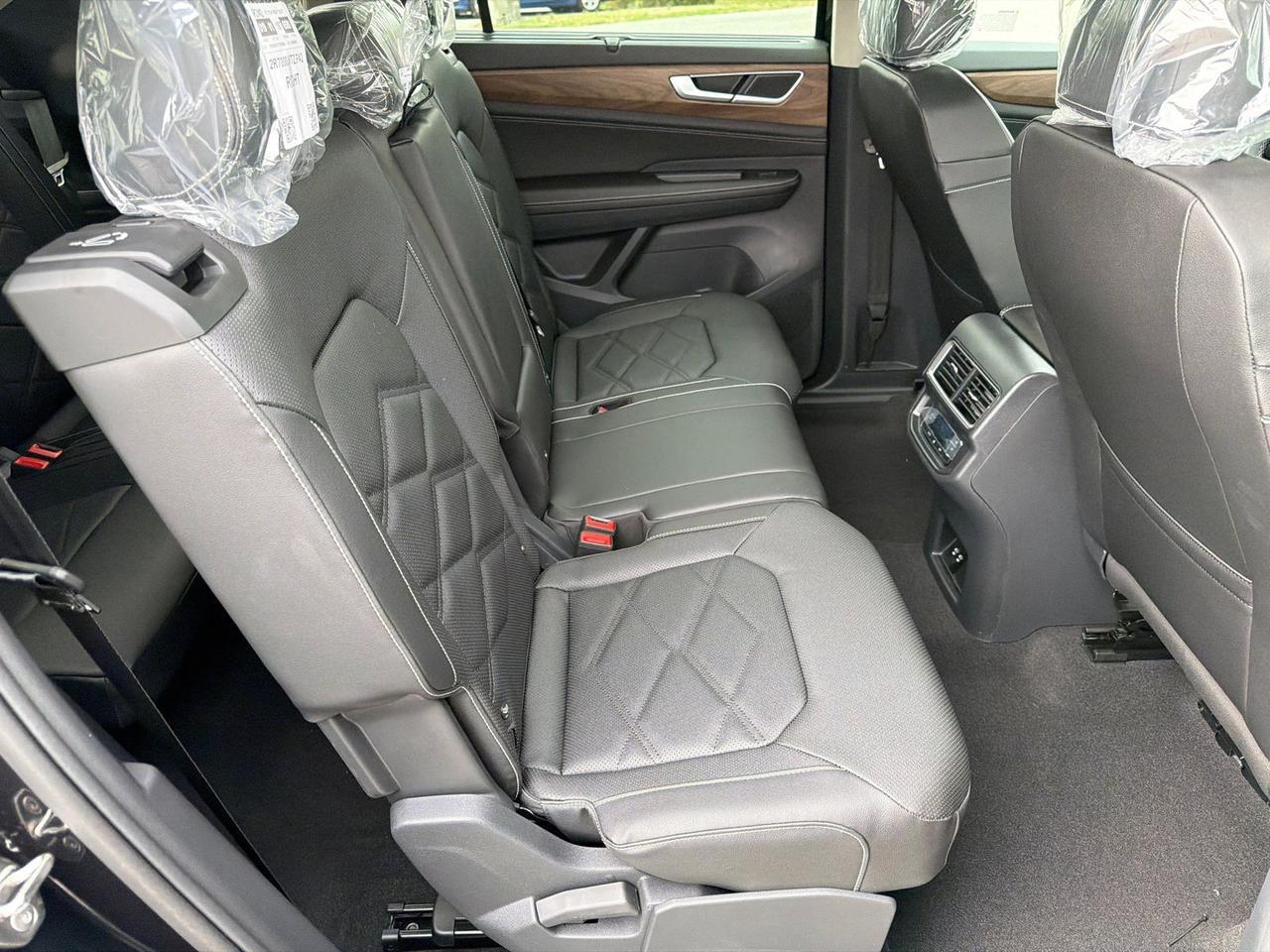 2026 Volkswagen Atlas 2.0T SE w/Technology Hagerstown MD