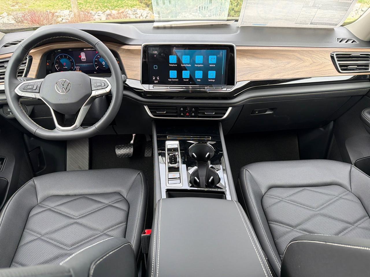 2026 Volkswagen Atlas 2.0T SE w/Technology Hagerstown MD