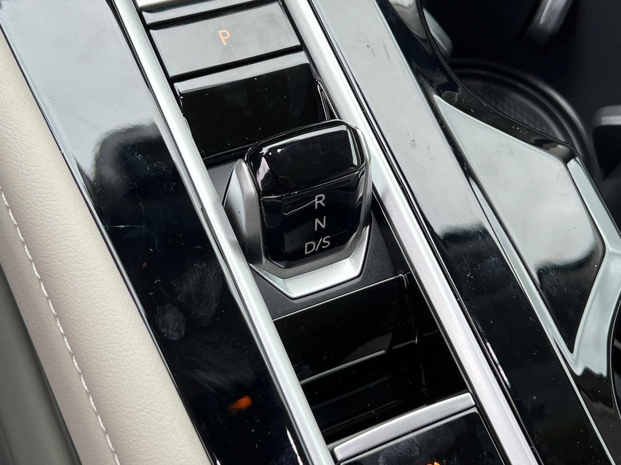 2026 Volkswagen Atlas 2.0T SE w/Technology Hagerstown MD