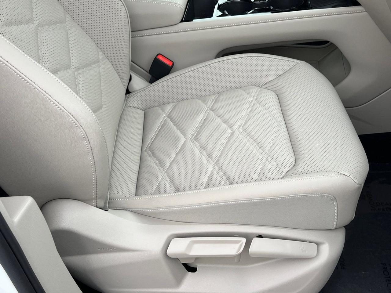 2026 Volkswagen Atlas 2.0T SE w/Technology Hagerstown MD