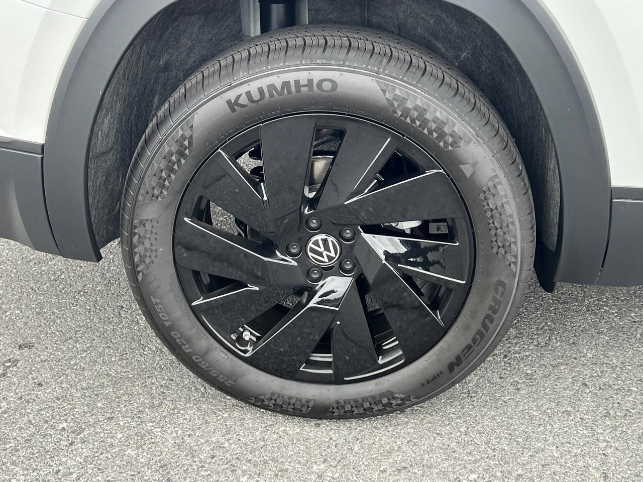 2026 Volkswagen Atlas 2.0T SE w/Technology Hagerstown MD