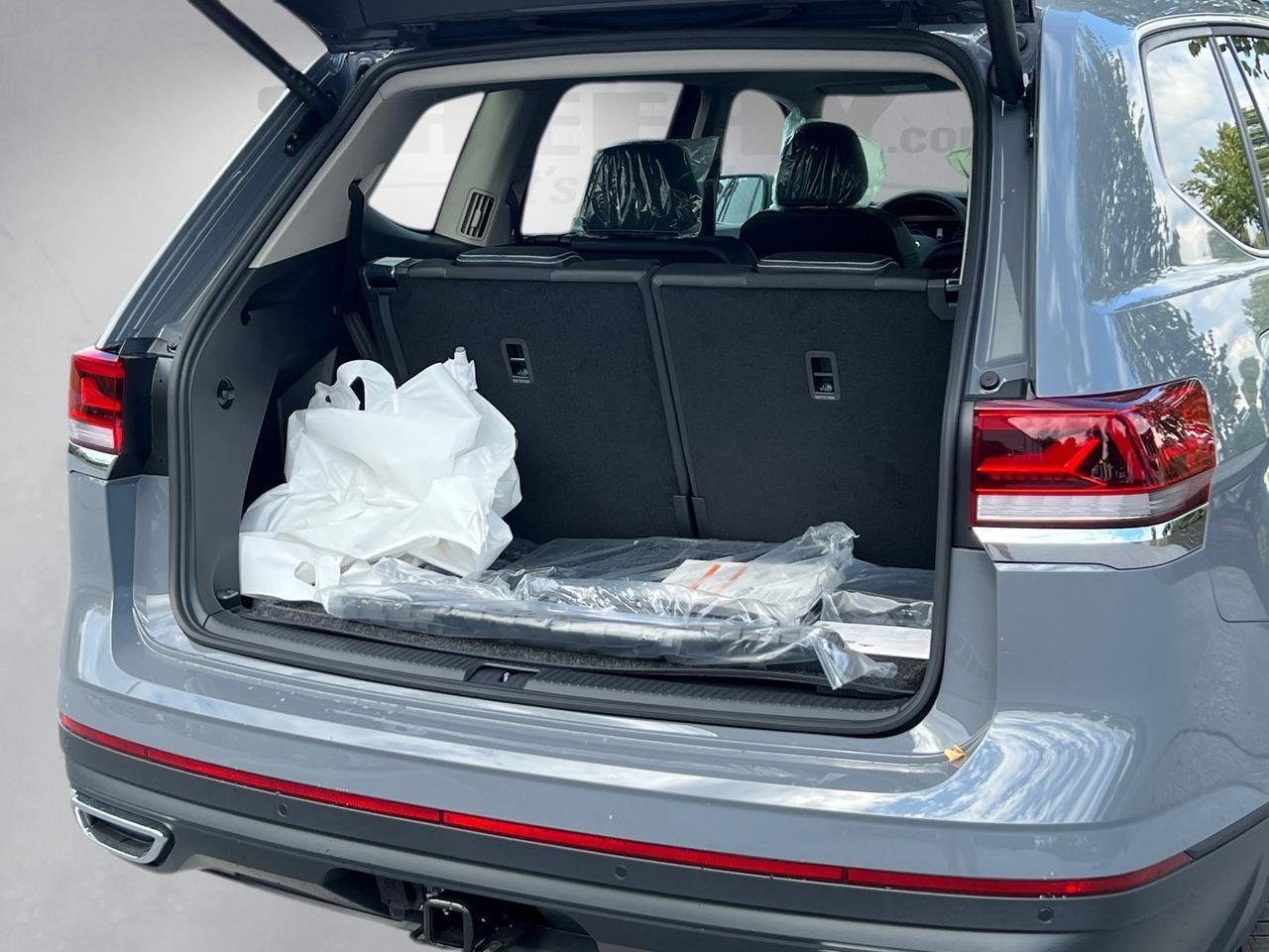 2026 Volkswagen Atlas 2.0T SE w/Technology Hagerstown MD