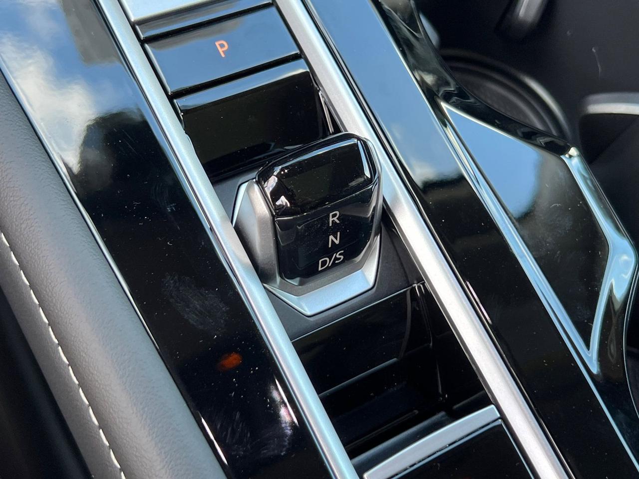 2026 Volkswagen Atlas 2.0T SE w/Technology Hagerstown MD