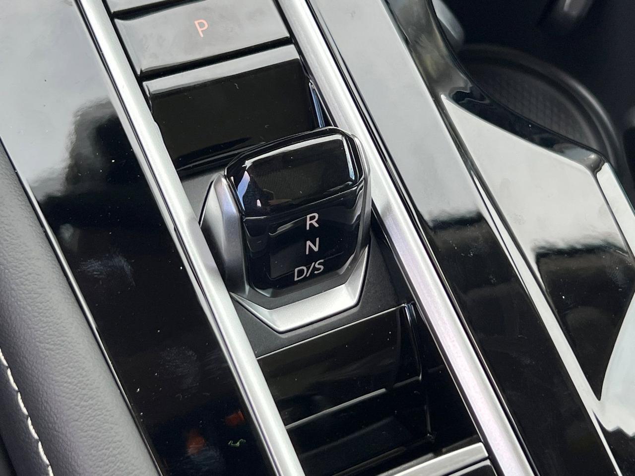 2026 Volkswagen Atlas 2.0T SE w/Technology Hagerstown MD