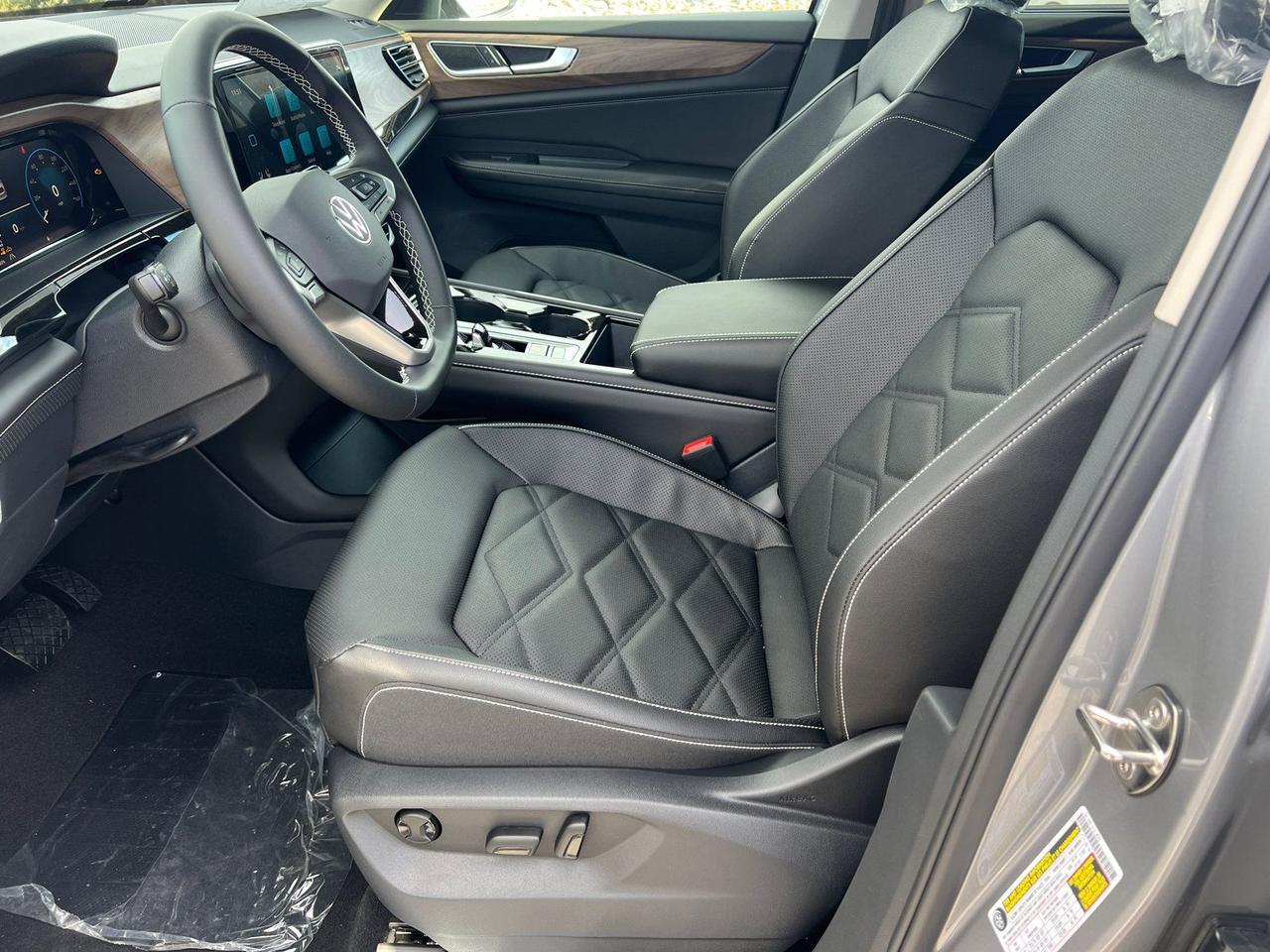 2026 Volkswagen Atlas 2.0T SE w/Technology Hagerstown MD