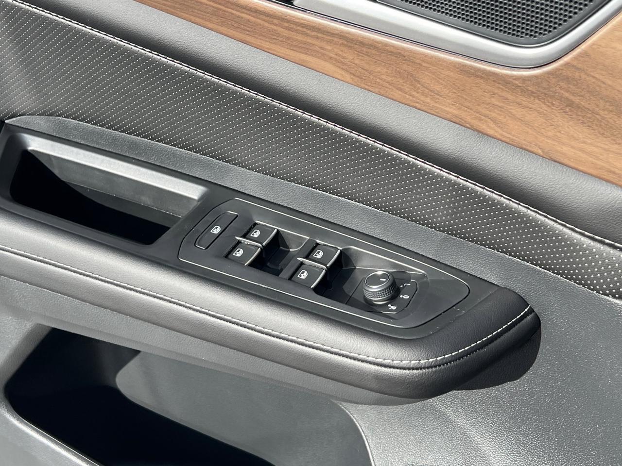 2026 Volkswagen Atlas 2.0T SE w/Technology Hagerstown MD