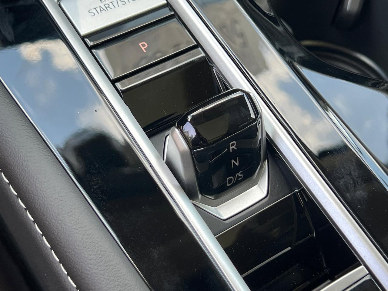 2026 Volkswagen Atlas 2.0T SE w/Technology Hagerstown MD