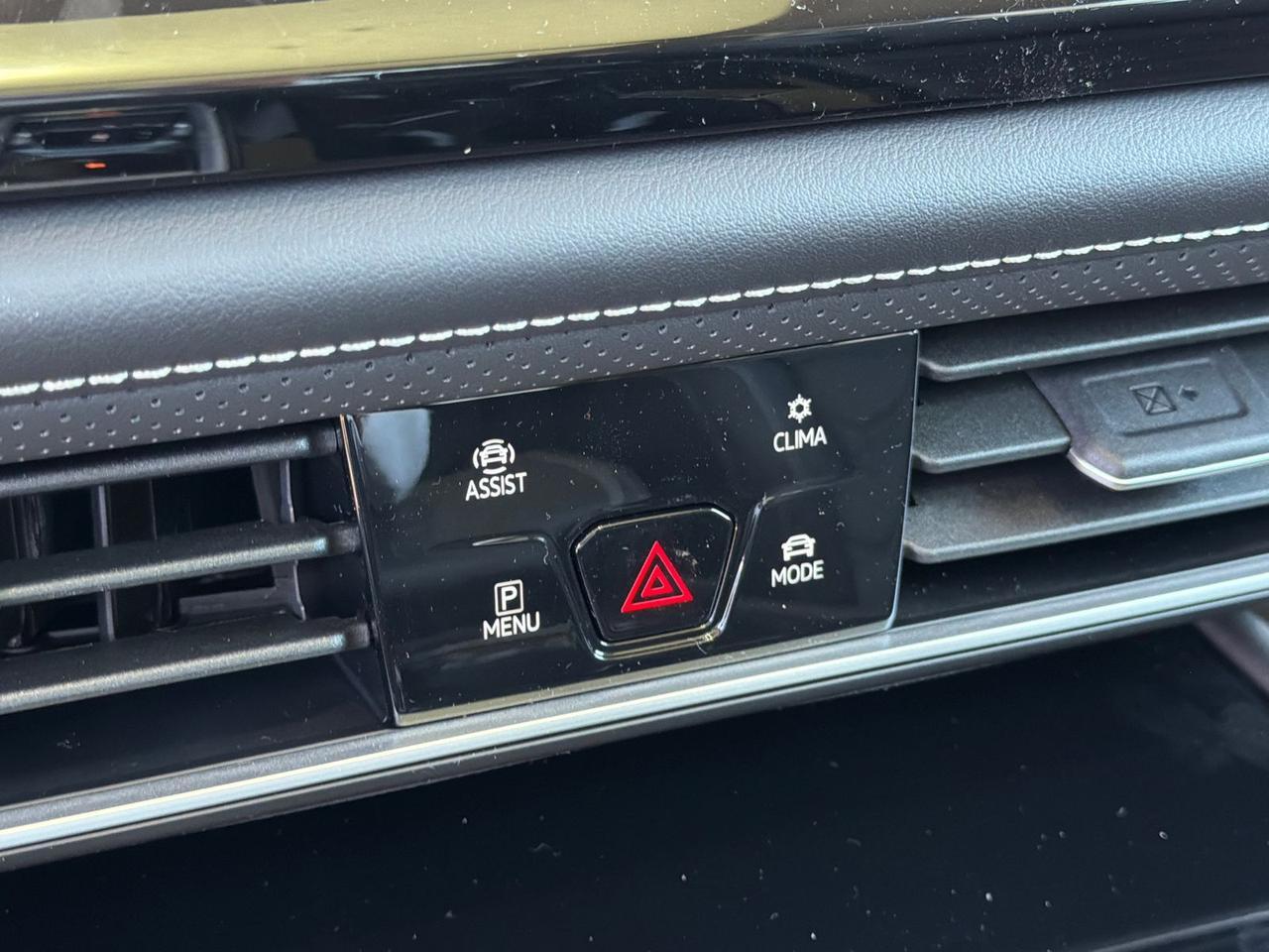 2026 Volkswagen Atlas 2.0T SE w/Technology Hagerstown MD