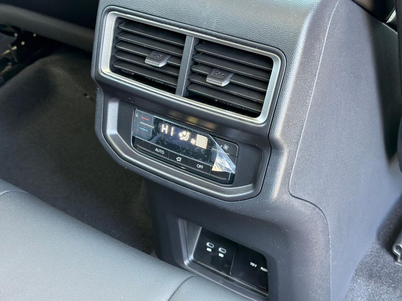 2026 Volkswagen Atlas 2.0T SE w/Technology Hagerstown MD