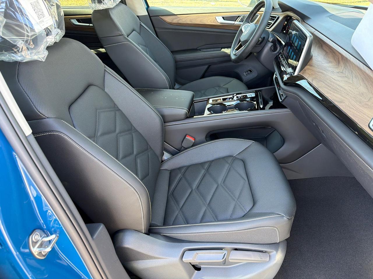 2026 Volkswagen Atlas 2.0T SE w/Technology Hagerstown MD