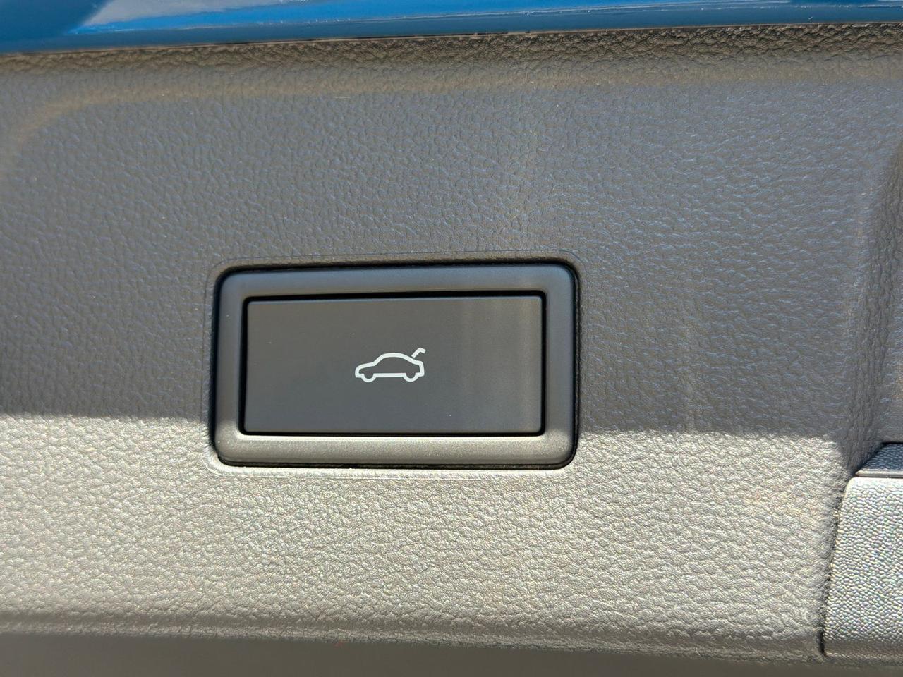 2026 Volkswagen Atlas 2.0T SE w/Technology Hagerstown MD