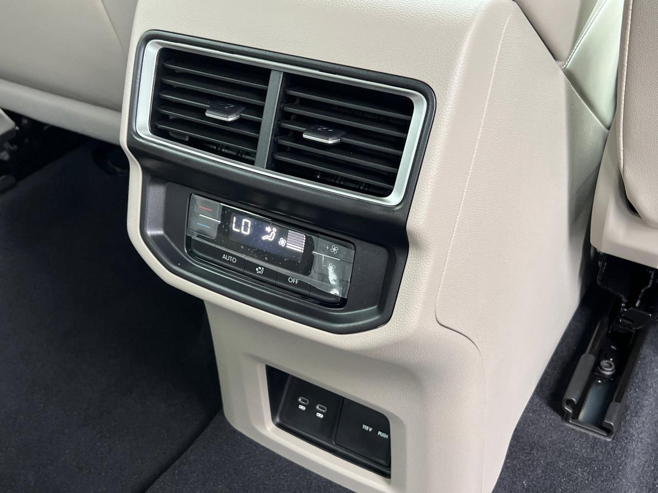 2026 Volkswagen Atlas 2.0T SE w/Technology Hagerstown MD