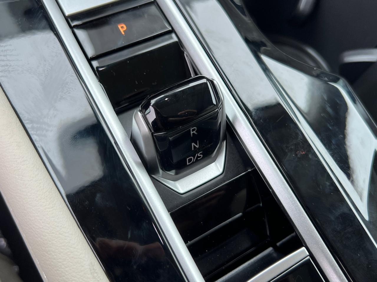 2026 Volkswagen Atlas 2.0T SE w/Technology Hagerstown MD