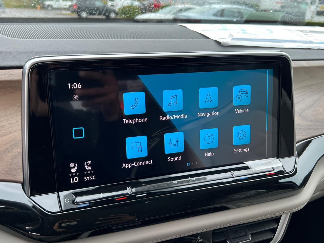 2026 Volkswagen Atlas 2.0T SE w/Technology Hagerstown MD