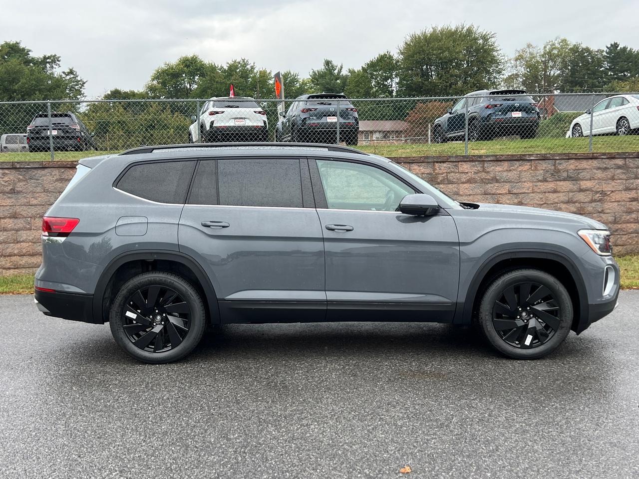 2026 Volkswagen Atlas 2.0T SE w/Technology Hagerstown MD