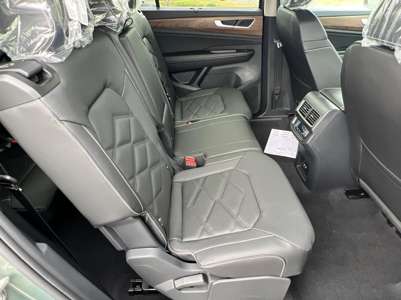 2026 Volkswagen Atlas 2.0T SE w/Technology Hagerstown MD