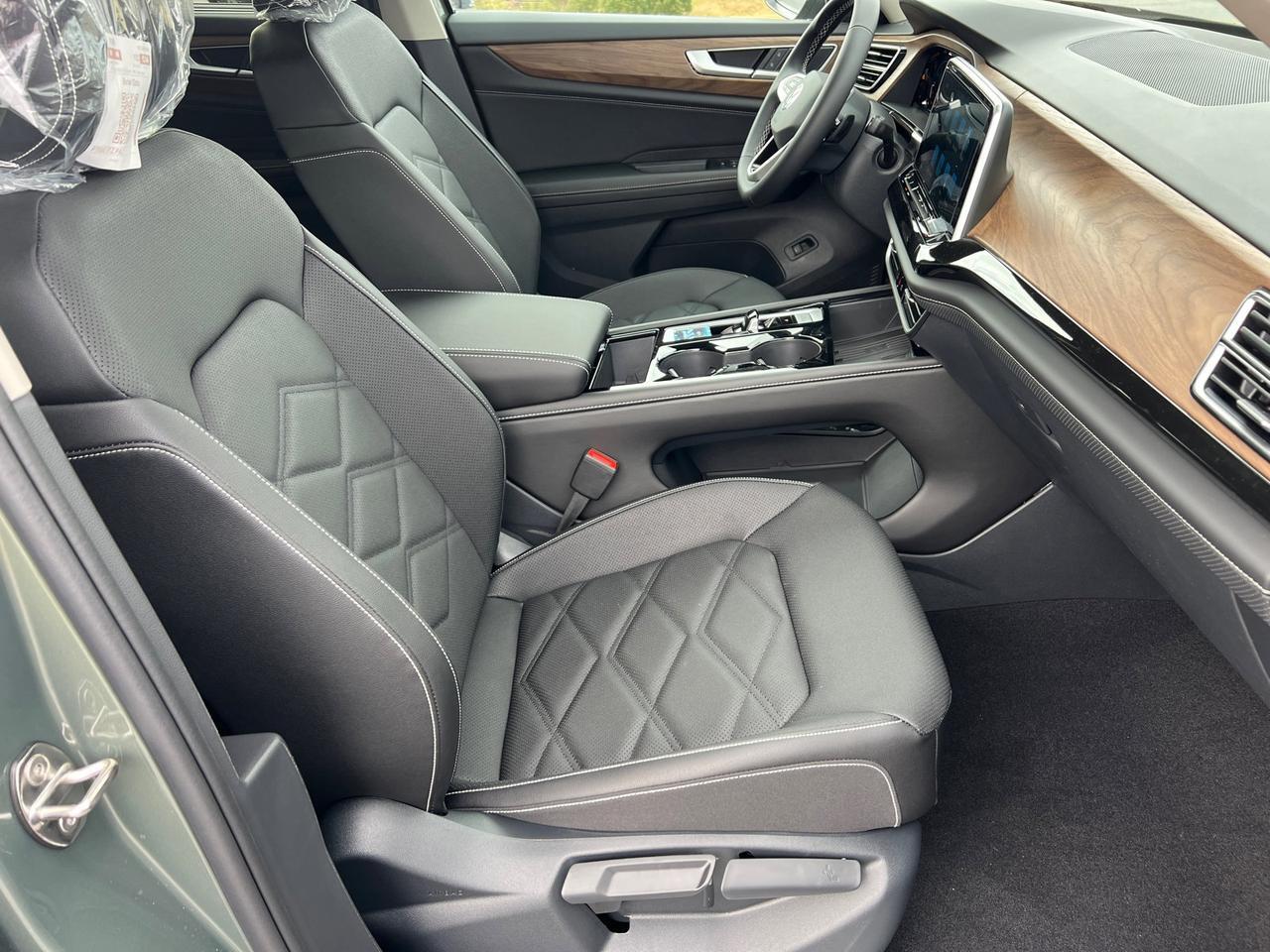 2026 Volkswagen Atlas 2.0T SE w/Technology Hagerstown MD