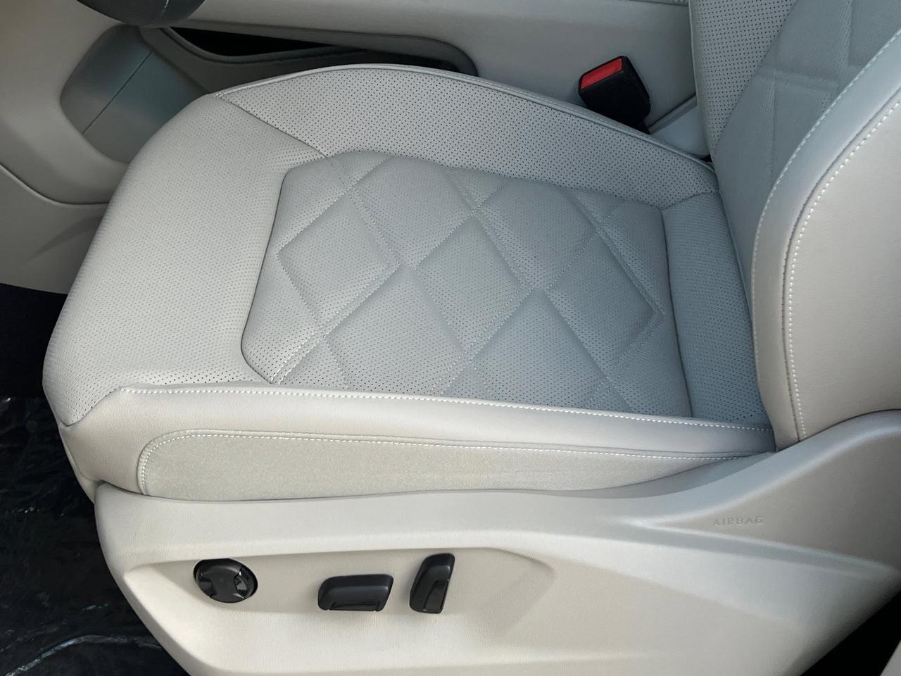 2026 Volkswagen Atlas 2.0T SE w/Technology Hagerstown MD