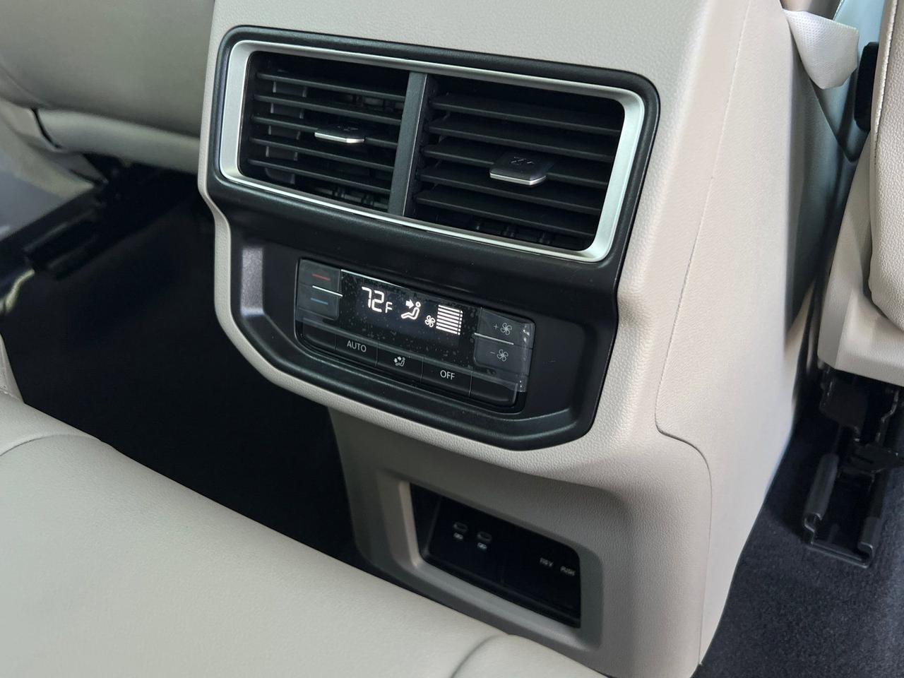 2026 Volkswagen Atlas 2.0T SE w/Technology Hagerstown MD