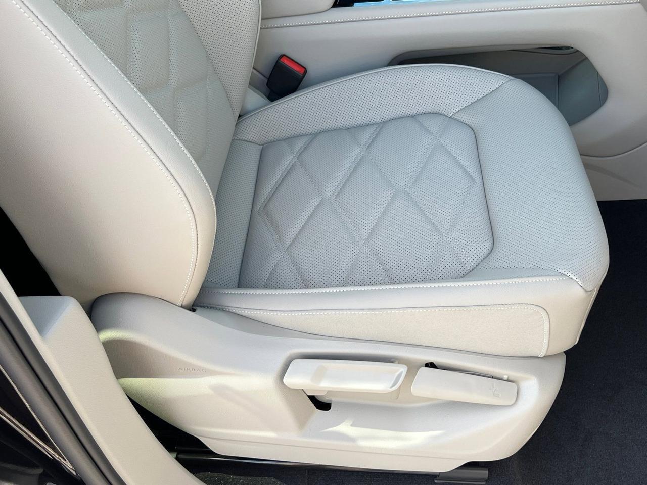 2026 Volkswagen Atlas 2.0T SE w/Technology Hagerstown MD