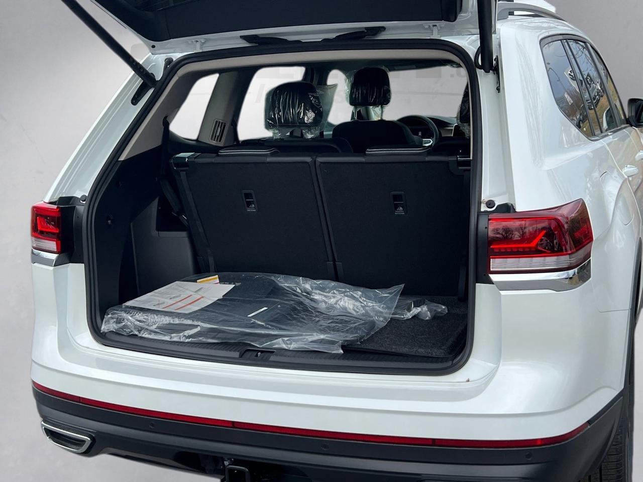 2026 Volkswagen Atlas 2.0T SE w/Technology Hagerstown MD