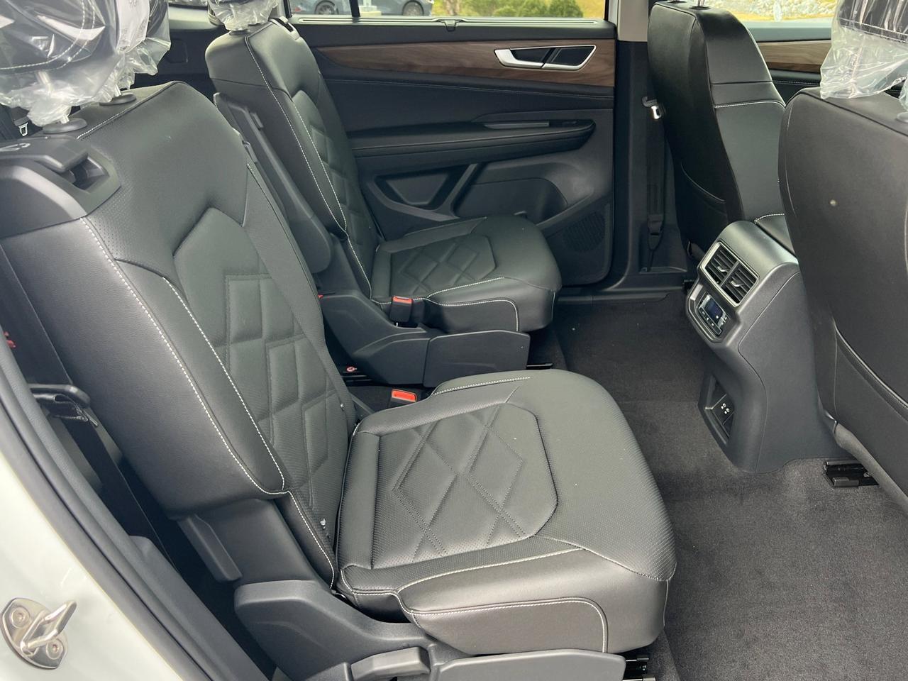 2026 Volkswagen Atlas 2.0T SE w/Technology Hagerstown MD