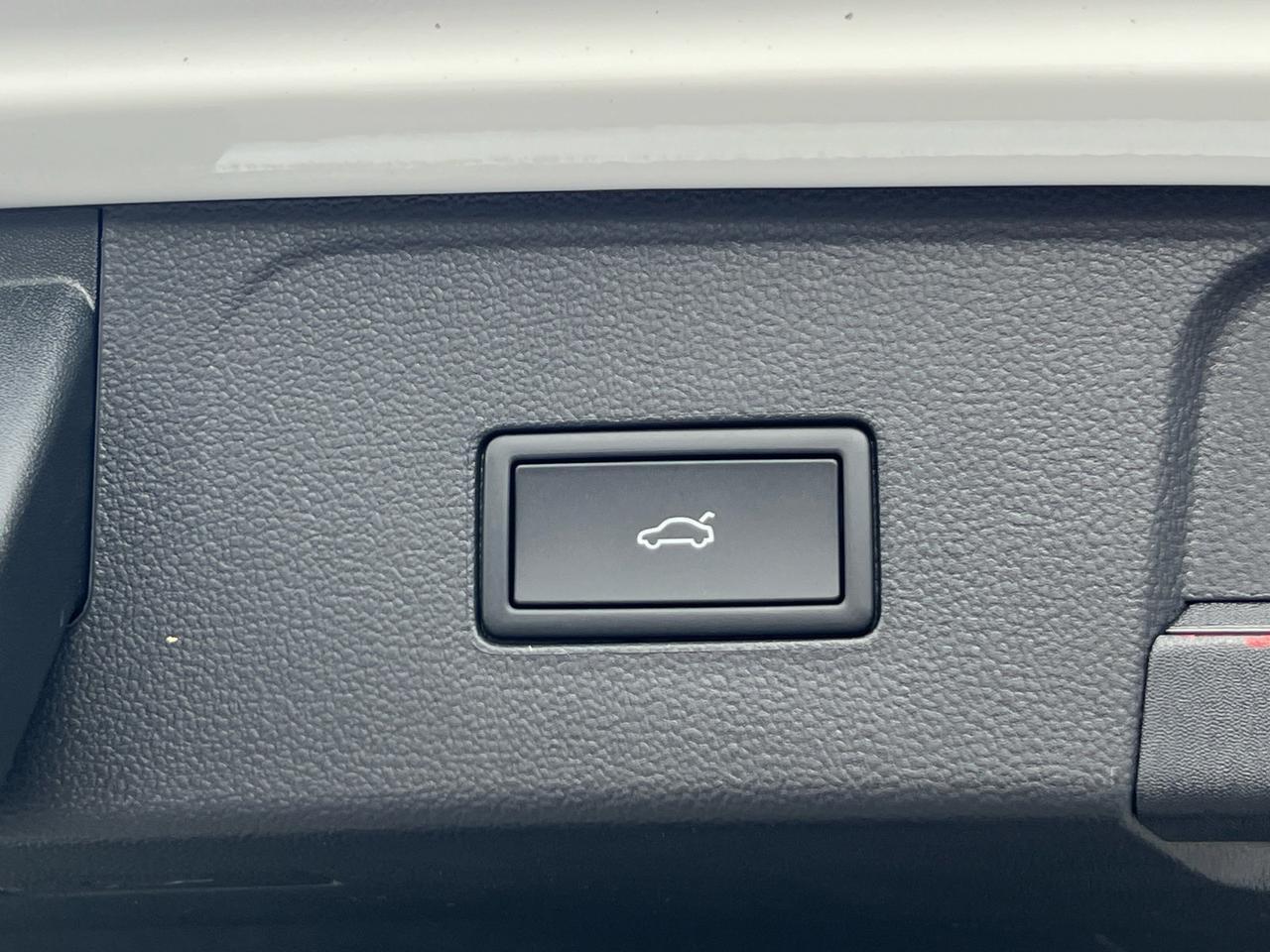 2026 Volkswagen Atlas 2.0T SE w/Technology Hagerstown MD