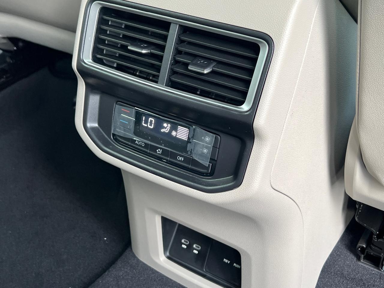 2026 Volkswagen Atlas 2.0T SE w/Technology Hagerstown MD