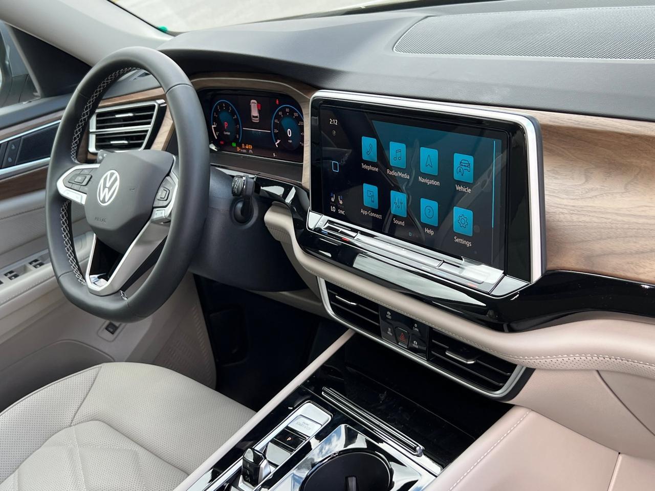 2026 Volkswagen Atlas 2.0T SE w/Technology Hagerstown MD