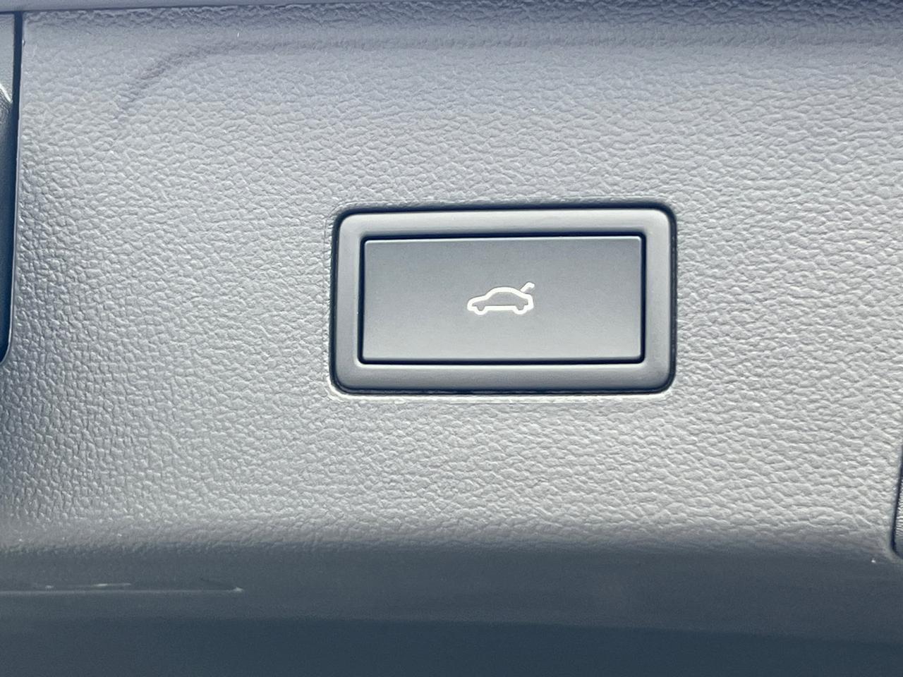 2026 Volkswagen Atlas 2.0T SE w/Technology Hagerstown MD