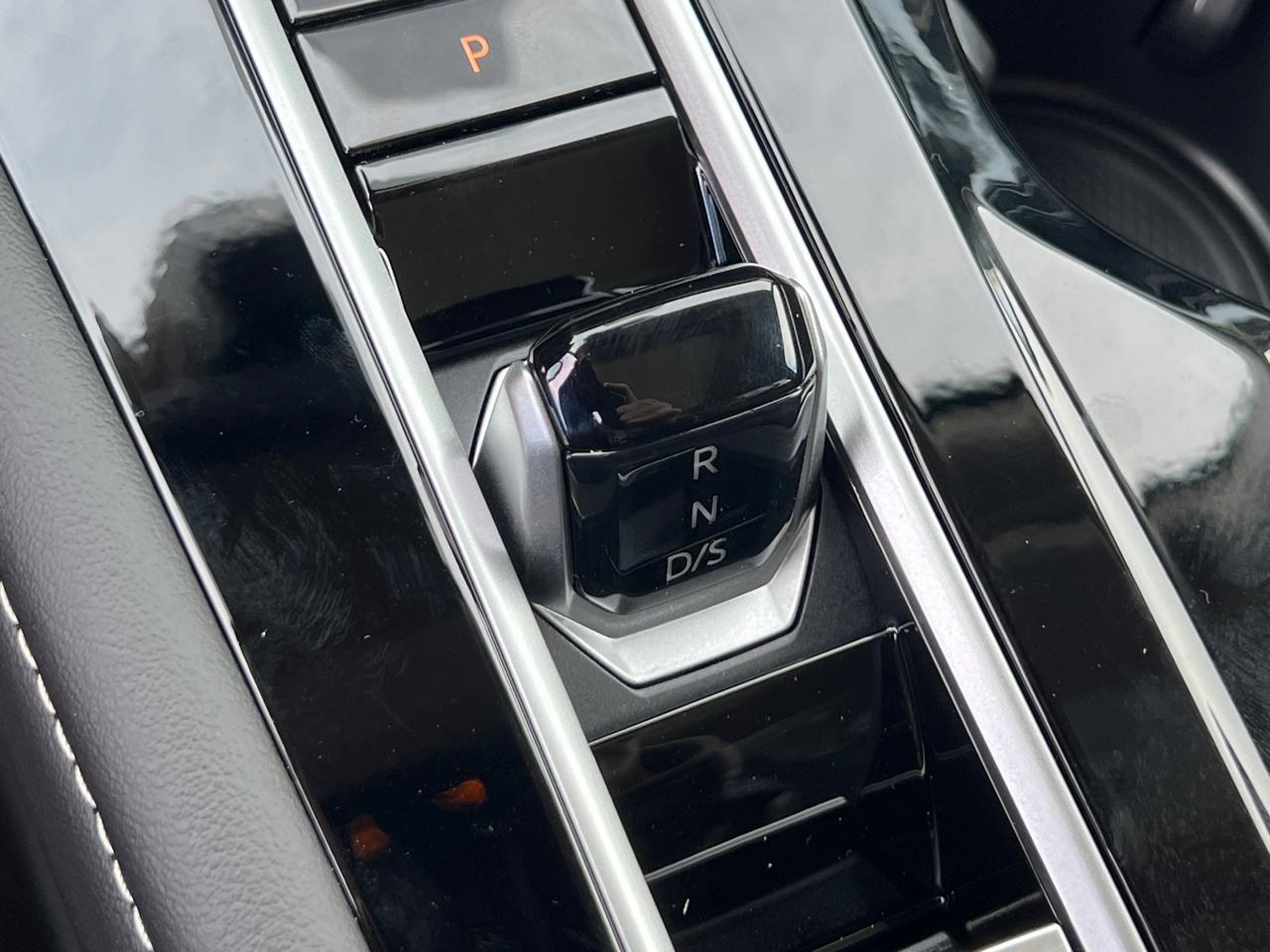 2026 Volkswagen Atlas 2.0T SE w/Technology Hagerstown MD