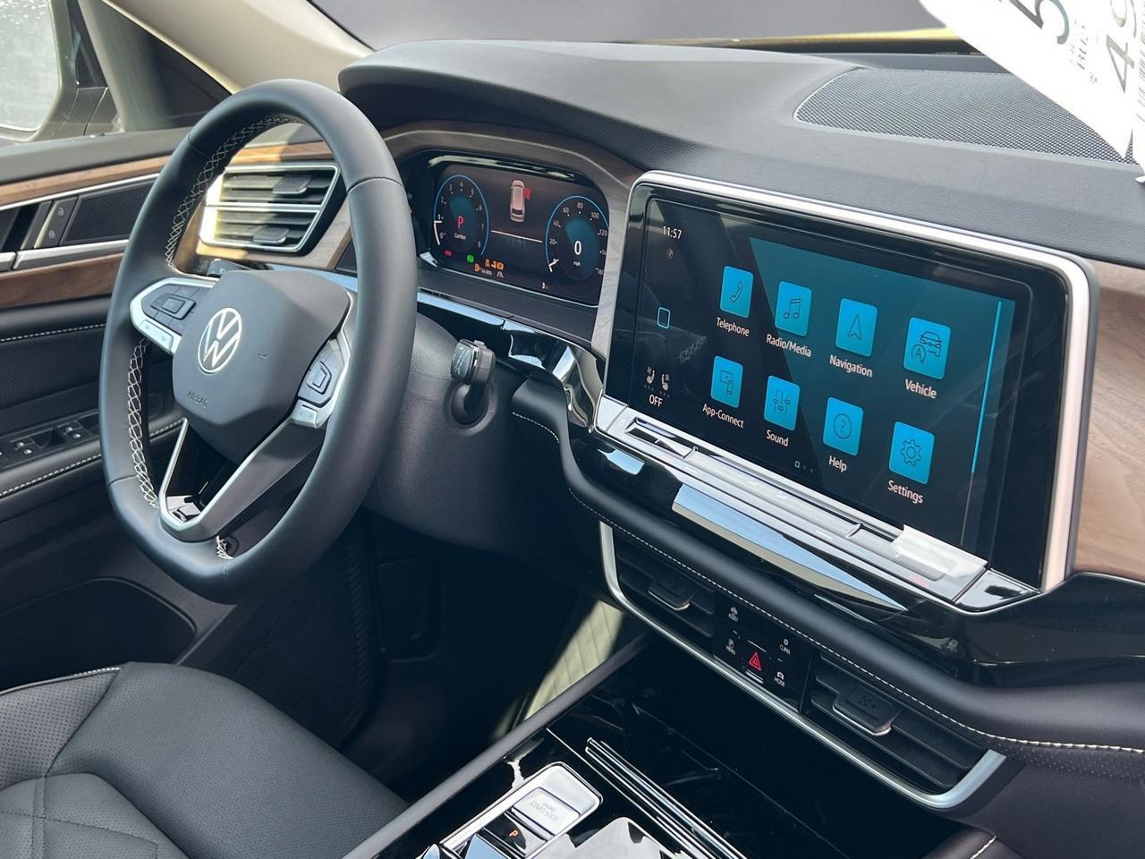 2026 Volkswagen Atlas 2.0T SE w/Technology Hagerstown MD