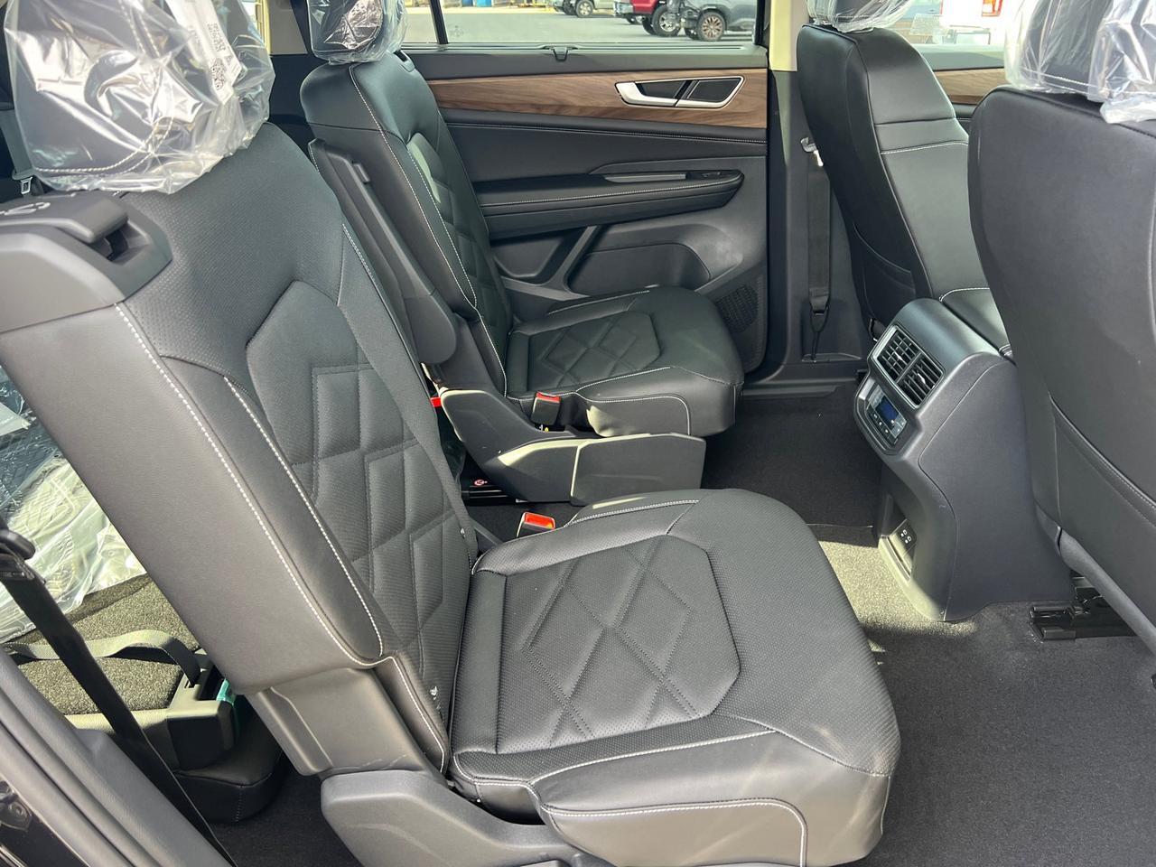 2026 Volkswagen Atlas 2.0T SE w/Technology Hagerstown MD