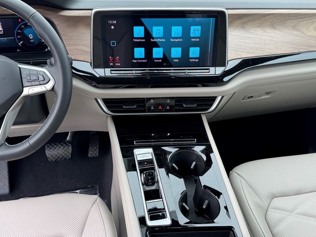 2026 Volkswagen Atlas 2.0T SE w/Technology Springfield VA