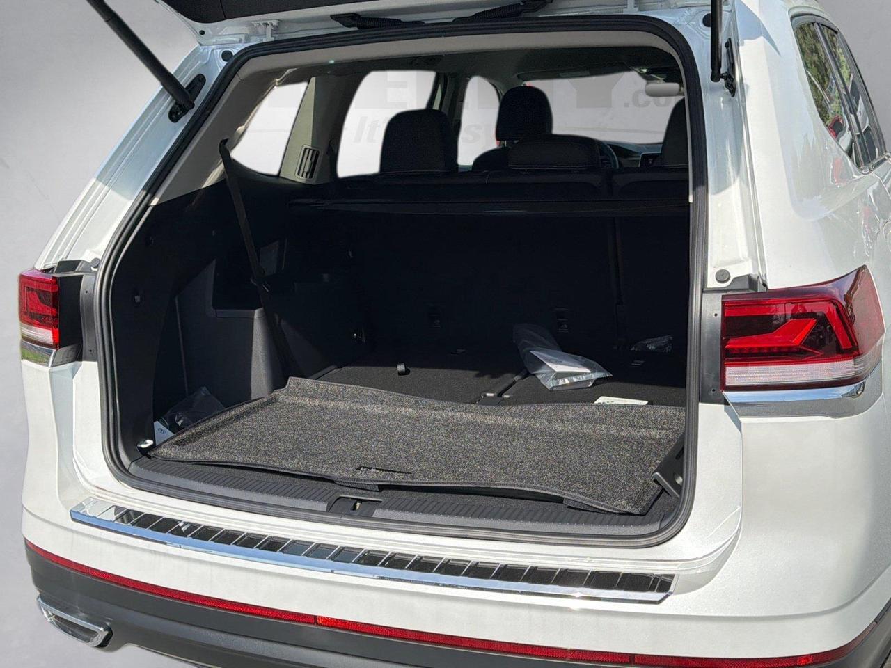 2026 Volkswagen Atlas 2.0T SE Hagerstown MD