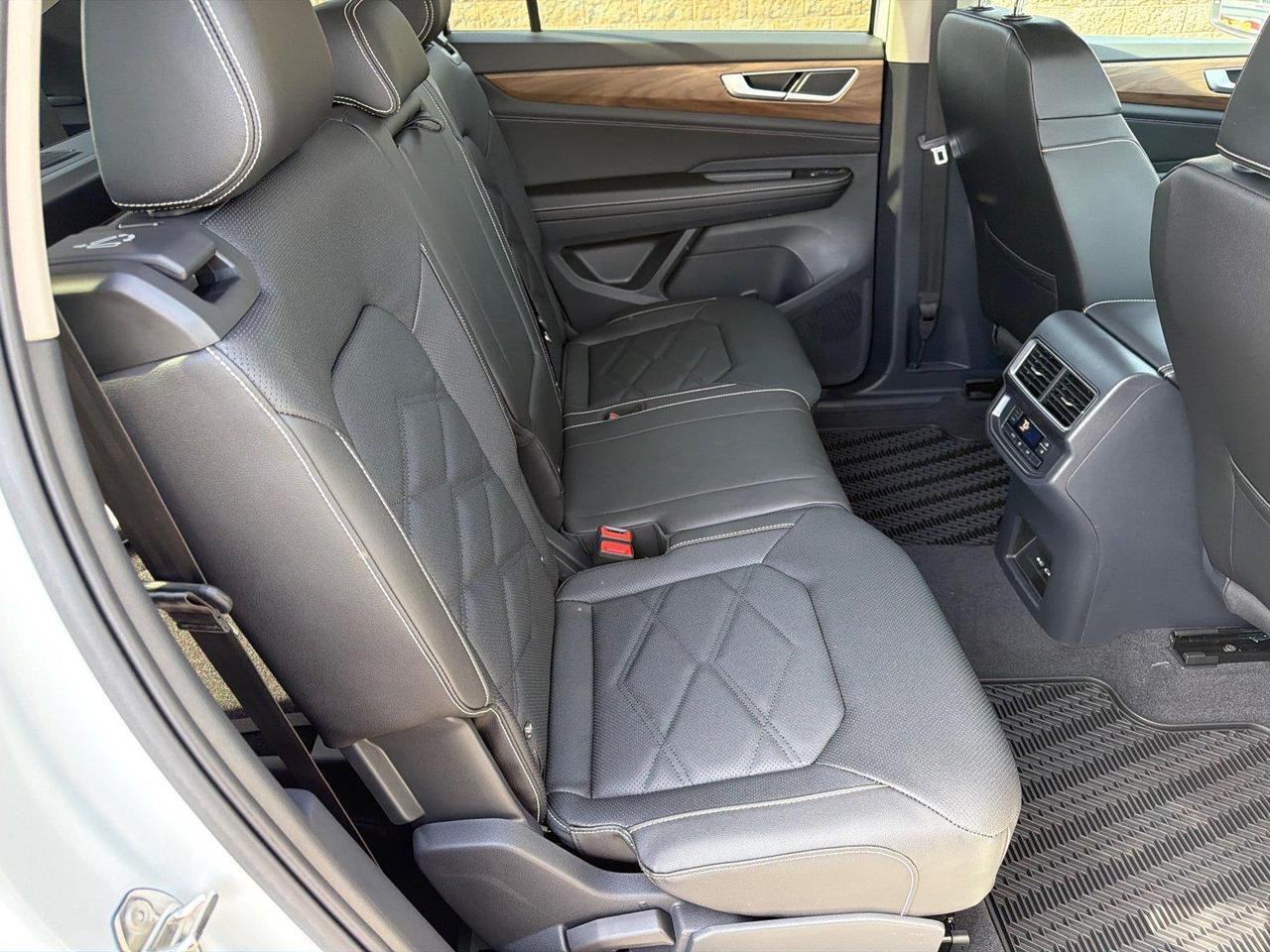 2026 Volkswagen Atlas 2.0T SE Hagerstown MD