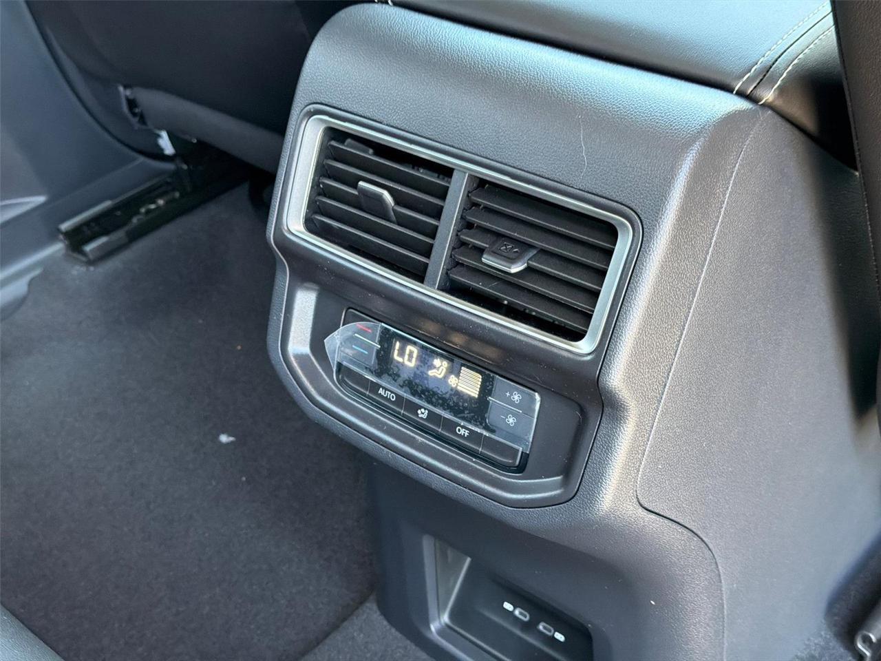 2026 Volkswagen Atlas 2.0T SE Hagerstown MD