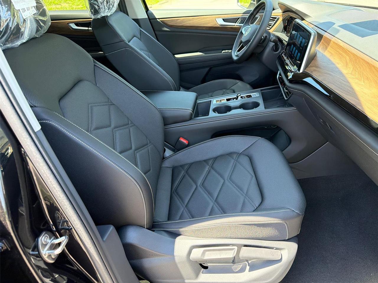 2026 Volkswagen Atlas 2.0T SE Hagerstown MD